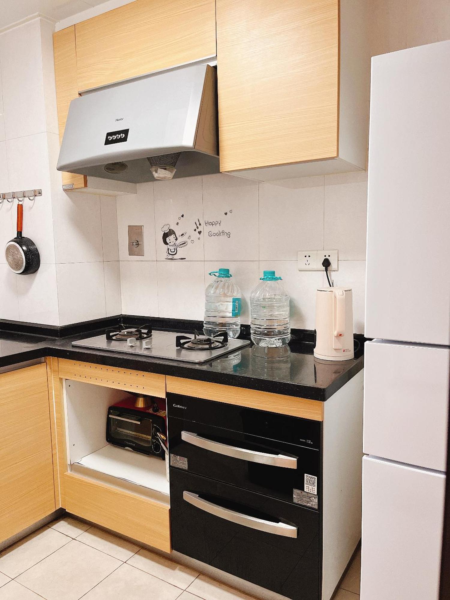Yoyo Youth Apartment Kanton Exteriér fotografie